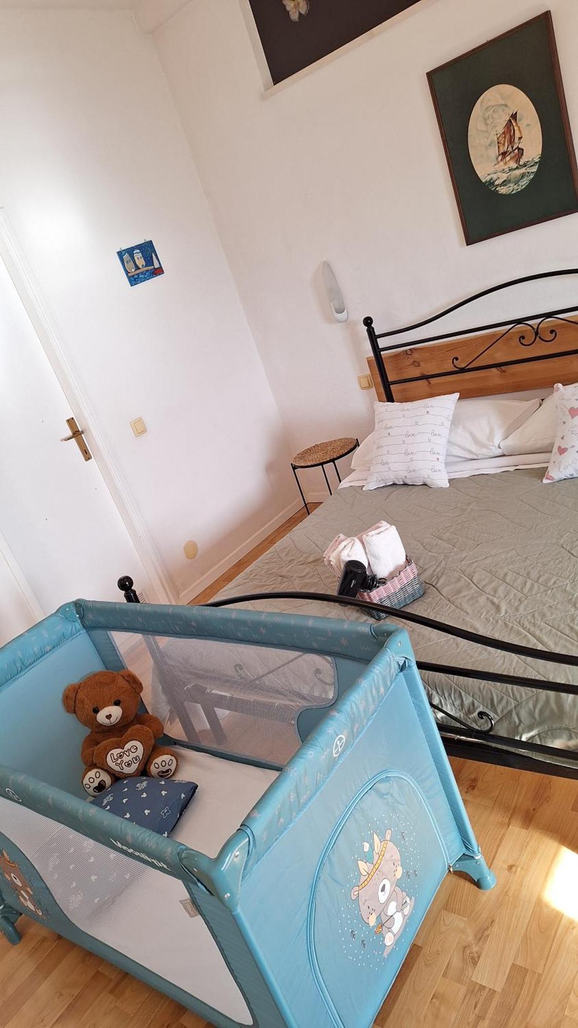 Apartmani Mary Dugi Rat Exteriér fotografie